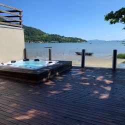 Casa Residencial com 248m², 3 quartos, 1 suíte, 2 garagens, no bairro Ribeirão da Ilha em Florianópolis