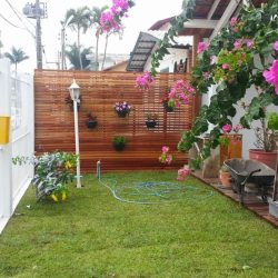 Casa Residencial com 171m², 2 quartos, 2 suítes, 7 garagens, no bairro Cachoeira Do Bom Jesus em Florianópolis