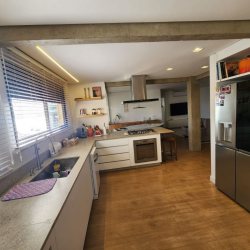 Apartamentos com 122m², 3 quartos, 1 suíte, 2 garagens, no bairro Centro em Florianópolis