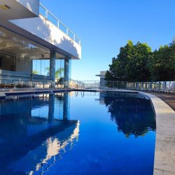 Casa em Condomínio com 335m², 3 quartos, 3 suítes, 3 garagens, no bairro Cacupé em Florianópolis