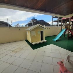 Apartamentos com 80m², 2 quartos (sendo 1 suíte), 1 garagem, no bairro Barreiros em São José