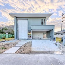 Casa em Condomínio com 275m², 4 quartos, 4 suítes, 4 garagens, no bairro Pedra Branca em Palhoça