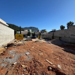 Terrenos Residenciais com 389m², no bairro Pedra Branca em Palhoça