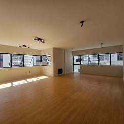 Sala com 60m², 1 garagem, no bairro Centro em Florianópolis