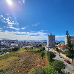 Apartamentos com 86m², 3 quartos, 1 suíte, 2 garagens, no bairro Jardim Cidade De Florianópolis em São José