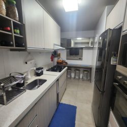 Apartamentos com 80m², 3 quartos, 1 suíte, 1 garagem, no bairro Centro em Florianópolis