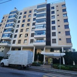Apartamentos com 91m², 3 quartos, 1 suíte, 2 garagens, no bairro Balneário em Florianópolis