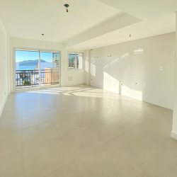 Apartamentos com 71m², 2 quartos, 1 suíte, 2 garagens, no bairro João Paulo em Florianópolis