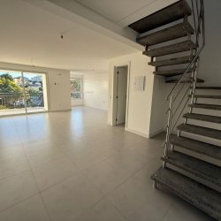 Apartamentos com 94m², 1 quarto, 1 suíte, 2 garagens, no bairro João Paulo em Florianópolis