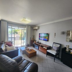 Apartamentos com 119m², 3 quartos, 1 suíte, 1 garagem, no bairro Estreito em Florianópolis