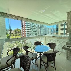 Apartamentos com 112m², 2 quartos, 2 suítes, 2 garagens, no bairro Centro em Florianópolis