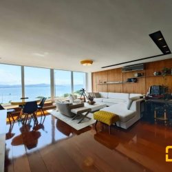 Apartamentos com 206m², 3 quartos, 3 suítes, 3 garagens, no bairro Agronômica em Florianópolis