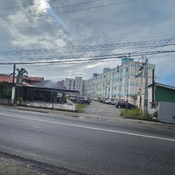 Terreno Comercial/Residencial com 1753m², no bairro Praia Comprida em São José