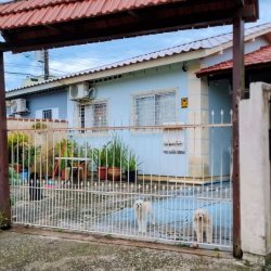 Casa Residencial com 99m², 2 quartos, 1 garagem, no bairro Vargem Do Bom Jesus em Florianópolis