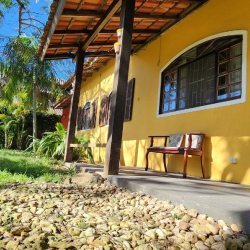 Casa Residencial com 180m², 3 quartos, 1 suíte, 5 garagens, no bairro Campeche em Florianópolis