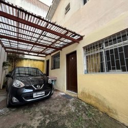 Casa em Condomínio com 119m², 4 quartos (sendo 1 suíte), 2 garagens, no bairro Centro em Florianópolis