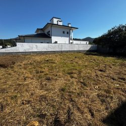 Terrenos Residenciais com 558m², no bairro Ingleses do Rio Vermelho em Florianópolis