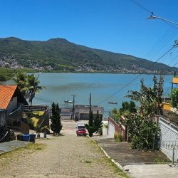 Casa Residencial com 316m², 4 quartos, 1 suíte, 2 garagens, no bairro Saco Dos Limões em Florianópolis