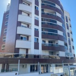 Apartamentos com 108m², 3 quartos, 1 suíte, 2 garagens, no bairro Estreito em Florianópolis