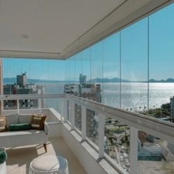 Apartamentos com 122m², 3 quartos, 1 suíte, 2 garagens, no bairro Agronômica em Florianópolis