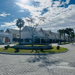 Casa em Condomínio com 104m², 3 quartos, 1 suíte, 1 garagem, no bairro Morro Das Pedras em Florianópolis