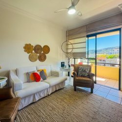 Apartamentos com 76m², 2 quartos, 1 suíte, 1 garagem, no bairro Lagoa Da Conceição em Florianópolis