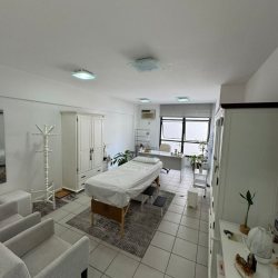 Sala com 31m², no bairro Centro em Florianópolis