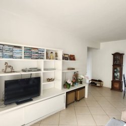 Apartamentos com 91m², 3 quartos, 1 suíte, 2 garagens, no bairro Córrego Grande em Florianópolis
