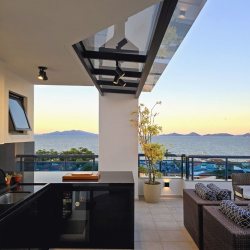 Cobertura com 337m², 3 quartos, 1 suíte, 2 garagens, no bairro Balneário em Florianópolis