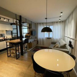 Apartamentos com 59m², 2 quartos, 1 garagem, no bairro Centro em Florianópolis