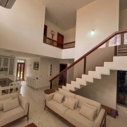 Casa Residencial com 300m², 4 quartos, 4 suítes, 4 garagens, no bairro Jurerê Internacional em Florianópolis