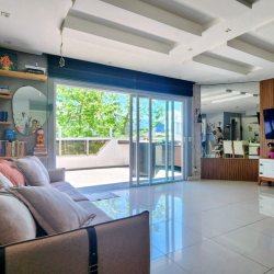 Cobertura com 99m², 4 quartos, 3 suítes, 2 garagens, no bairro Jurerê Internacional em Florianópolis