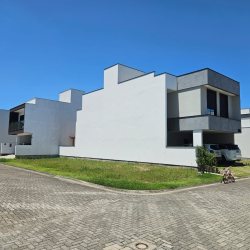 Terrenos Residenciais com 172m², no bairro Beira Rio em Biguaçu