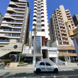 Apartamentos com 56m², 1 quarto, 1 garagem, no bairro Agronômica em Florianópolis