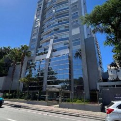 Apartamentos com 82m², 3 quartos (sendo 1 suíte), 1 garagem, no bairro Agronômica em Florianópolis