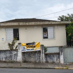 Casa Residencial com 98m², 2 quartos, 1 garagem, no bairro Capoeiras em Florianópolis