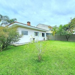 Casa Residencial com 112m², 2 quartos (sendo 1 suíte), 5 garagens, no bairro São Sebastião em Palhoça