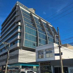 Studio Residencial com 36m², 1 quarto, 1 garagem, no bairro Agronômica em Florianópolis