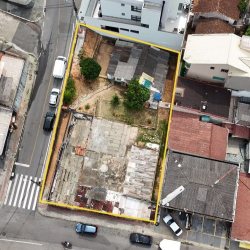 Terreno Comercial/Residencial com 814m², no bairro Estreito em Florianópolis