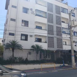 Apartamentos com 71m², 2 quartos (sendo 1 suíte), 1 garagem, no bairro Abraão em Florianópolis