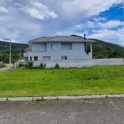 Terrenos Residenciais com 371m², no bairro Vargem Grande em Florianópolis