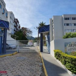 Apartamentos com 73m², 2 quartos, 1 garagem, no bairro Trindade em Florianópolis