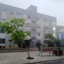 Apartamentos com 67m², 2 quartos, 1 garagem, no bairro Kobrasol em São José