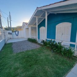 Casa Residencial com 107m², 4 quartos, 1 garagem, no bairro Ingleses do Rio Vermelho em Florianópolis