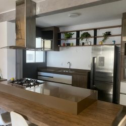 Apartamentos com 102m², 3 quartos, 1 suíte, 1 garagem, no bairro Campinas em São José