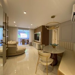 Apartamentos com 90m², 4 quartos, 1 suíte, 2 garagens, no bairro João Paulo em Florianópolis