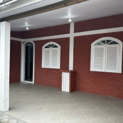 Casa em Condomínio com 46m², 2 quartos, 2 garagens, no bairro Ingleses do Rio Vermelho em Florianópolis