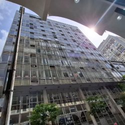 Sala com 71m², no bairro Centro em Florianópolis