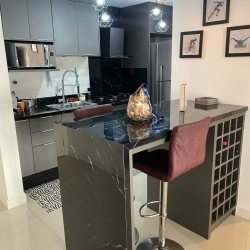 Apartamentos com 49m², 1 quarto, 1 garagem, no bairro Jurerê em Florianópolis
