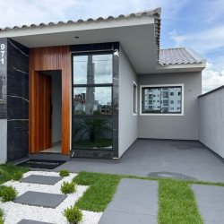 Casa Residencial com 50m², 2 quartos, 1 garagem, no bairro Barra Do Aririú em Palhoça